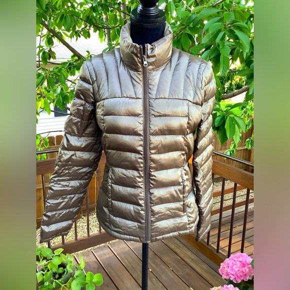 Women’s lightweight puffer jacket 🍁🍁 - Picture 1 of 9